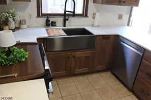 27 Cratetown Rd, Clinton Township, NJ 08833 - Photo 16