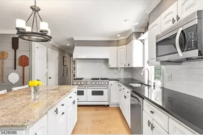 23 Saint Johns Pl, Fanwood, NJ 07023 - Photo 14