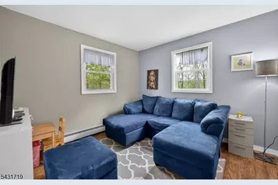 421 Glen Ridge Rd, Vernon, NJ 07422 - Photo 18