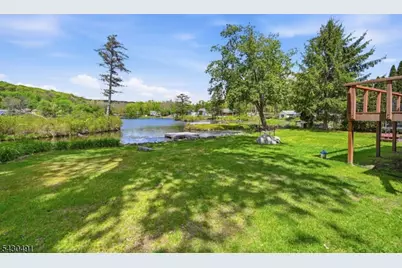 32 Telemark Rd, Rockaway Township, NJ 07866 - Photo 12