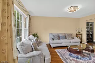 33 Nostrand Rd, Hillsborough Township, NJ 08844 - Photo 6