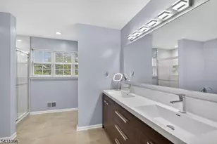 33 Nostrand Rd, Hillsborough Township, NJ 08844 - Photo 24