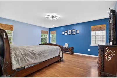 33 Nostrand Rd, Hillsborough Township, NJ 08844 - Photo 22