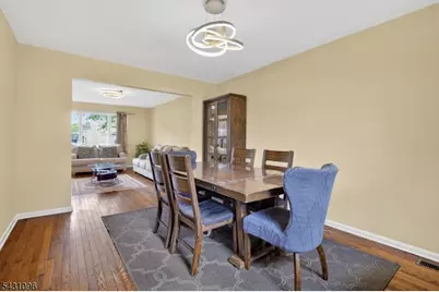 33 Nostrand Rd, Hillsborough Township, NJ 08844 - Photo 8