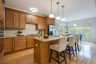 4 Jade Cir, Denville Twp., NJ 07834 - Photo 4