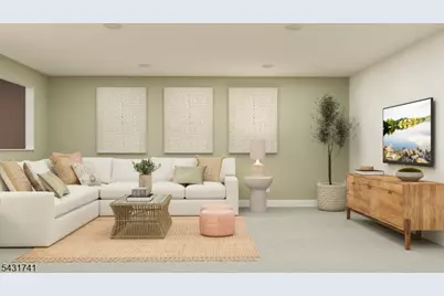 33 Biltmore Ave, East Hanover Township, NJ 07936 - Photo 2