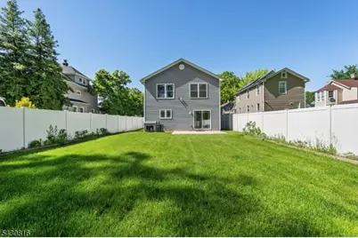144 E 7th Ave, Roselle, NJ 07203 - Photo 22