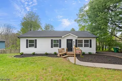 93 River View Way, Montague, NJ 07827 - Photo 2
