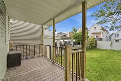 339 Lawrie St, Perth Amboy, NJ 08861 - Photo 18