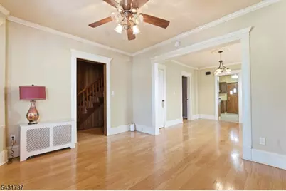 339 Lawrie St, Perth Amboy, NJ 08861 - Photo 4