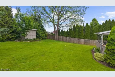 729 Vulcanite Ave, Alpha, NJ 08865 - Photo 28