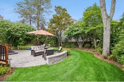 11 Kendal Ave, Maplewood, NJ 07040 - Photo 48
