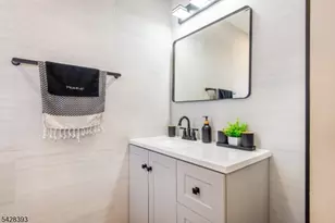 222 William St, East Orange, NJ 07017 - Photo 20