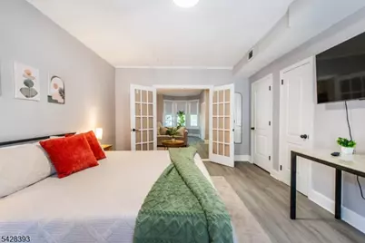 222 William St, East Orange, NJ 07017 - Photo 18