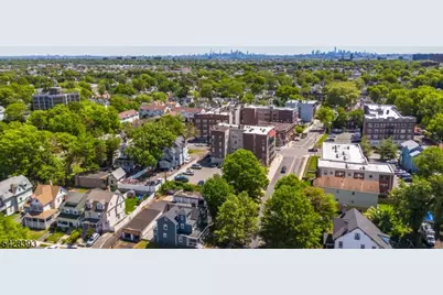 222 William St, East Orange, NJ 07017 - Photo 6