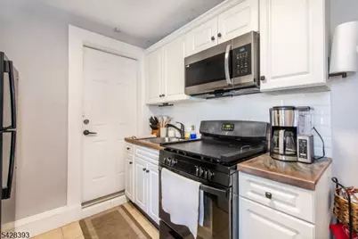 222 William St, East Orange, NJ 07017 - Photo 26