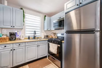 222 William St, East Orange, NJ 07017 - Photo 36
