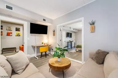 222 William St, East Orange, NJ 07017 - Photo 14