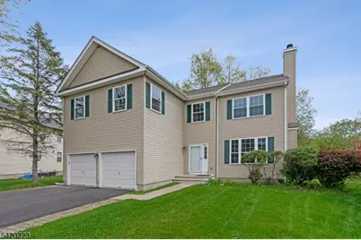 59 Scenic Ct, Hackettstown, NJ 07840 - Photo 2