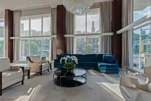 800 Ave Port Imp, Weehawken Twp., NJ 07086 - Photo 22