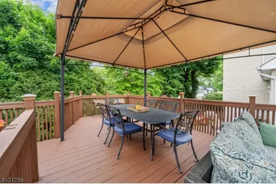 15 Valley Rd, Nutley, NJ 07110 - Photo 38