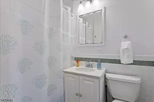 16 Brook Dr N, Morris Plains, NJ 07950 - Photo 18