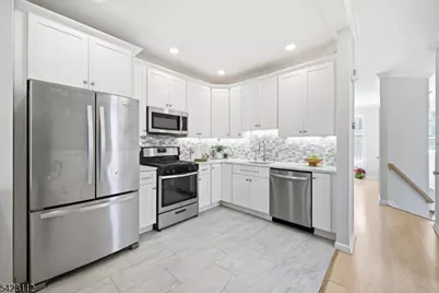 419 Hartford Dr, Nutley, NJ 07110 - Photo 12