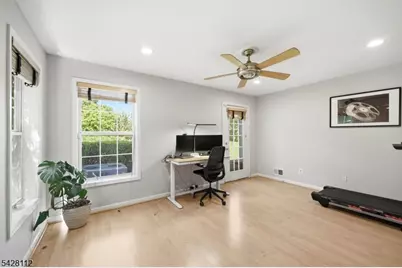 419 Hartford Dr, Nutley, NJ 07110 - Photo 36