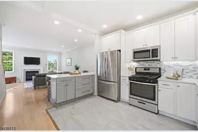 419 Hartford Dr, Nutley, NJ 07110 - Photo 2