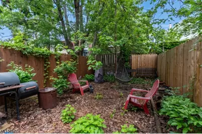 140A Clendenny Ave, Jersey City, NJ 07304 - Photo 24