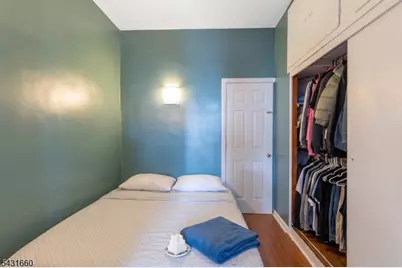 140A Clendenny Ave, Jersey City, NJ 07304 - Photo 14