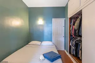 140A Clendenny Ave, Jersey City, NJ 07304 - Photo 14
