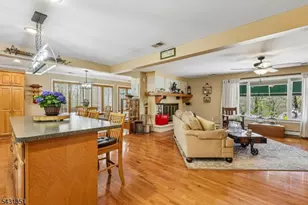 500 A Maxim Dr, Hopatcong, NJ 07821 - Photo 8