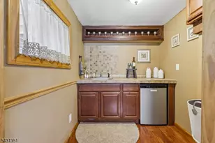 500 A Maxim Dr, Hopatcong, NJ 07821 - Photo 18
