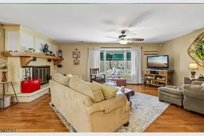 500A Maxim Dr, Hopatcong, NJ 07821 - Photo 12