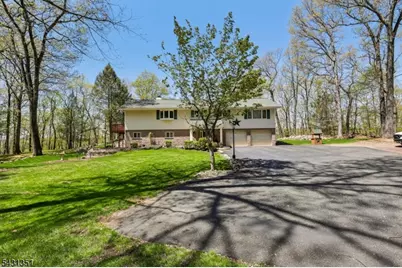 500A Maxim Dr, Hopatcong, NJ 07821 - Photo 1