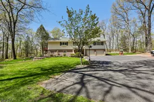 500 A Maxim Dr, Hopatcong, NJ 07821 - Photo 1