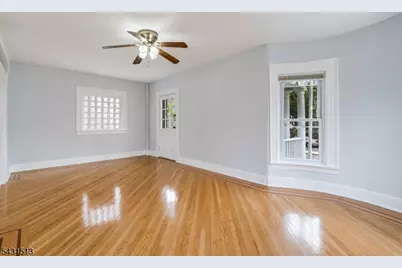 208 Greylock Pkwy, Belleville, NJ 07109 - Photo 4