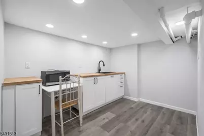 208 Greylock Pkwy, Belleville, NJ 07109 - Photo 28