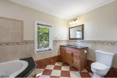 15 Alyson Pl, Bloomfield, NJ 07003 - Photo 28