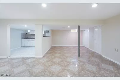 15 Alyson Pl, Bloomfield, NJ 07003 - Photo 40