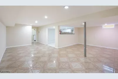 15 Alyson Pl, Bloomfield, NJ 07003 - Photo 38