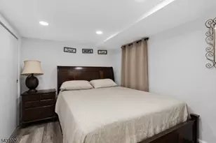 293 Clifton Ave, Newark, NJ 07104 - Photo 18