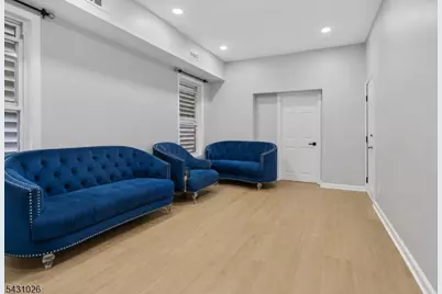 293 Clifton Ave, Newark, NJ 07104 - Photo 4