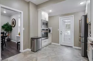 25 Woodland Ave, Nutley, NJ 07110 - Photo 6