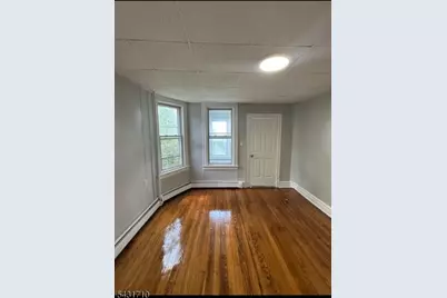 56 Vanderpool St, Newark, NJ 07114 - Photo 4