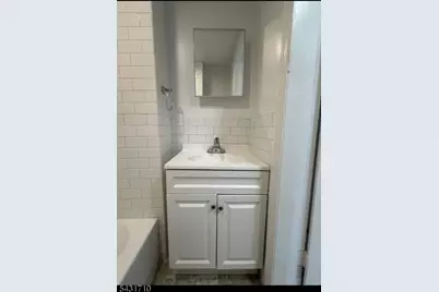 56 Vanderpool St, Newark, NJ 07114 - Photo 6