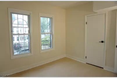 116 N 19th St, East Orange, NJ 07017 - Photo 12