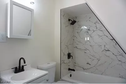 116 N 19th St, East Orange, NJ 07017 - Photo 14