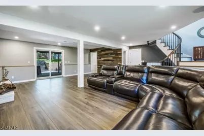 40 Schirra Dr, Wanaque, NJ 07465 - Photo 24